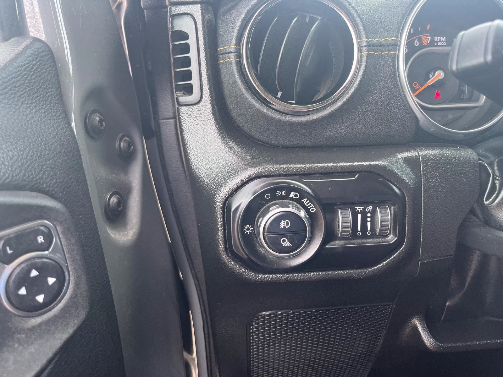 2022 Sting-Gray Clearcoat Jeep Gladiator High Altitude 4X4 Truck
