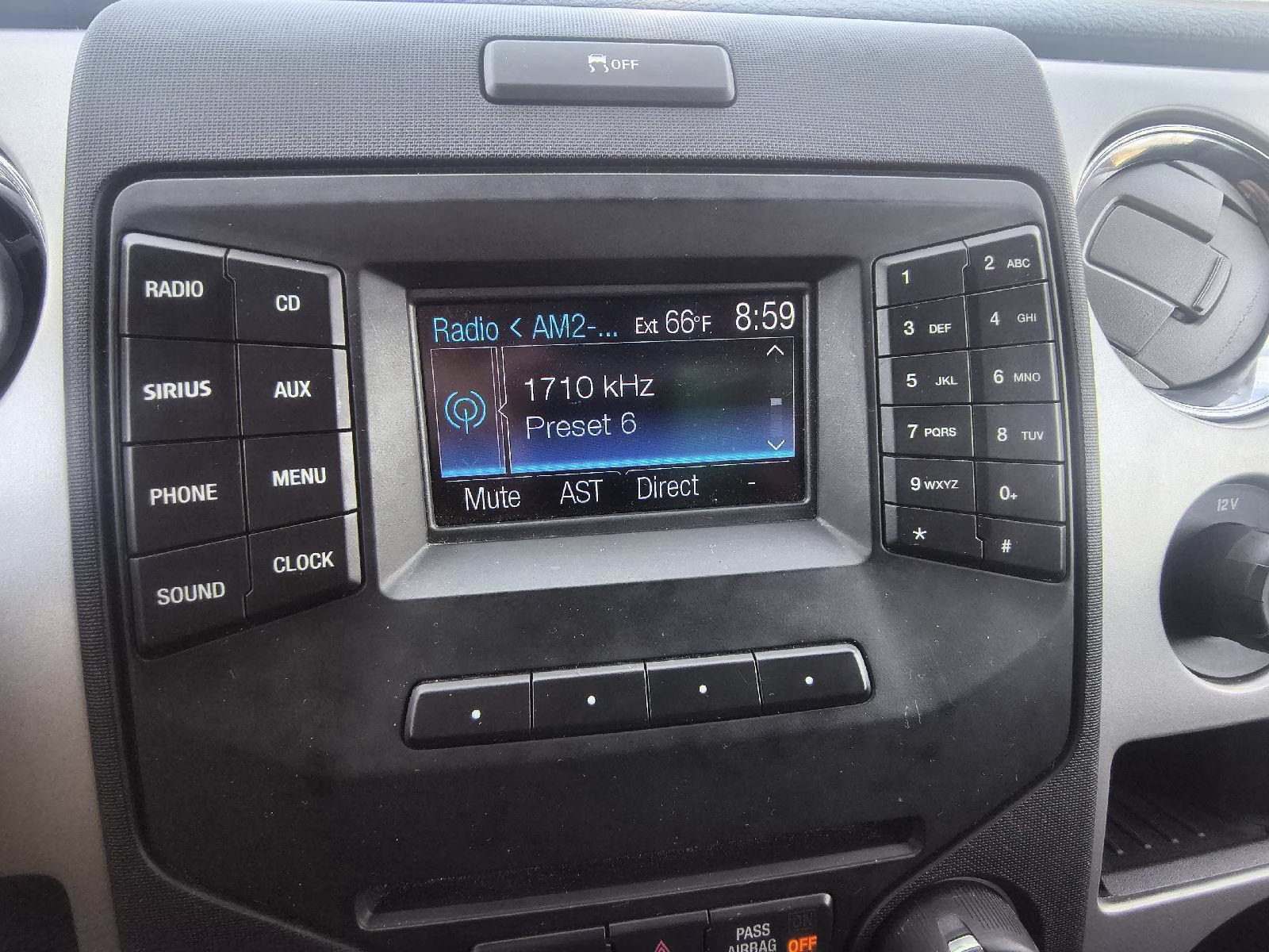 2014 Sterling Gray Metallic Ford F-150 XLT 4X4 Truck