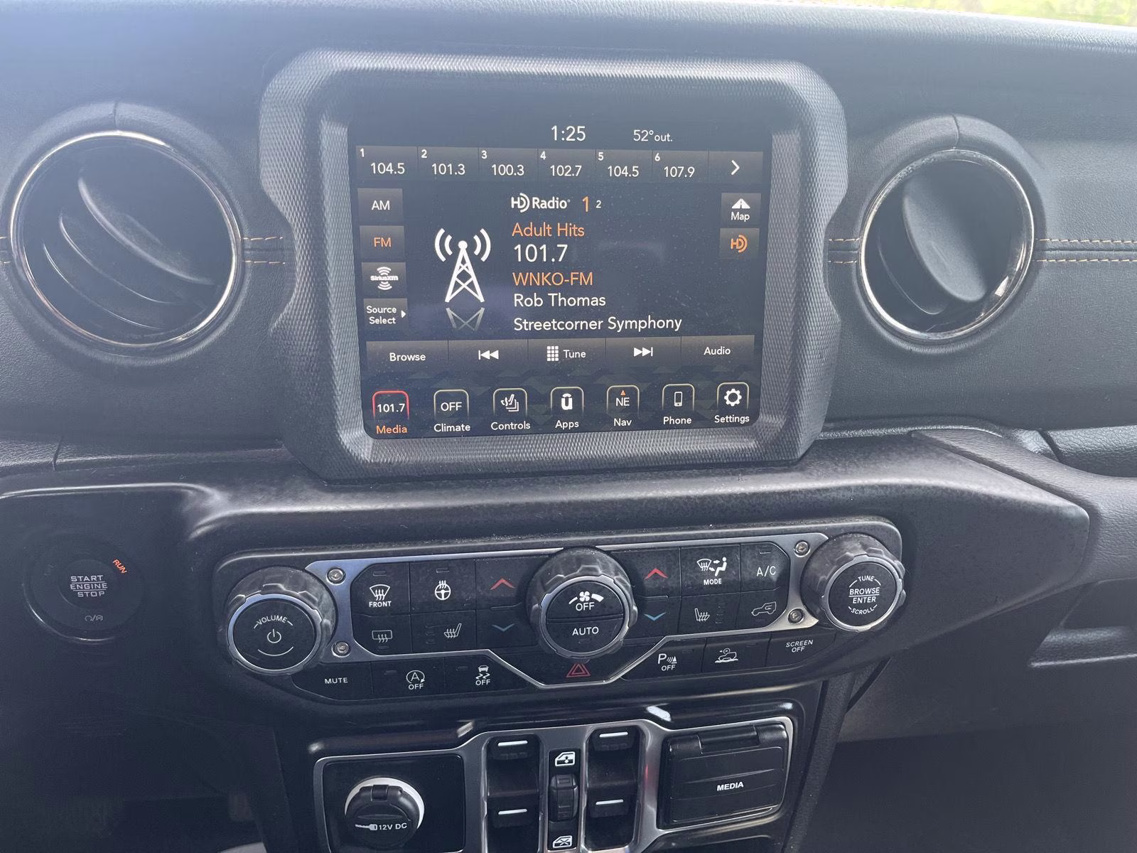 2022 Sting-Gray Clearcoat Jeep Gladiator High Altitude 4X4 Truck
