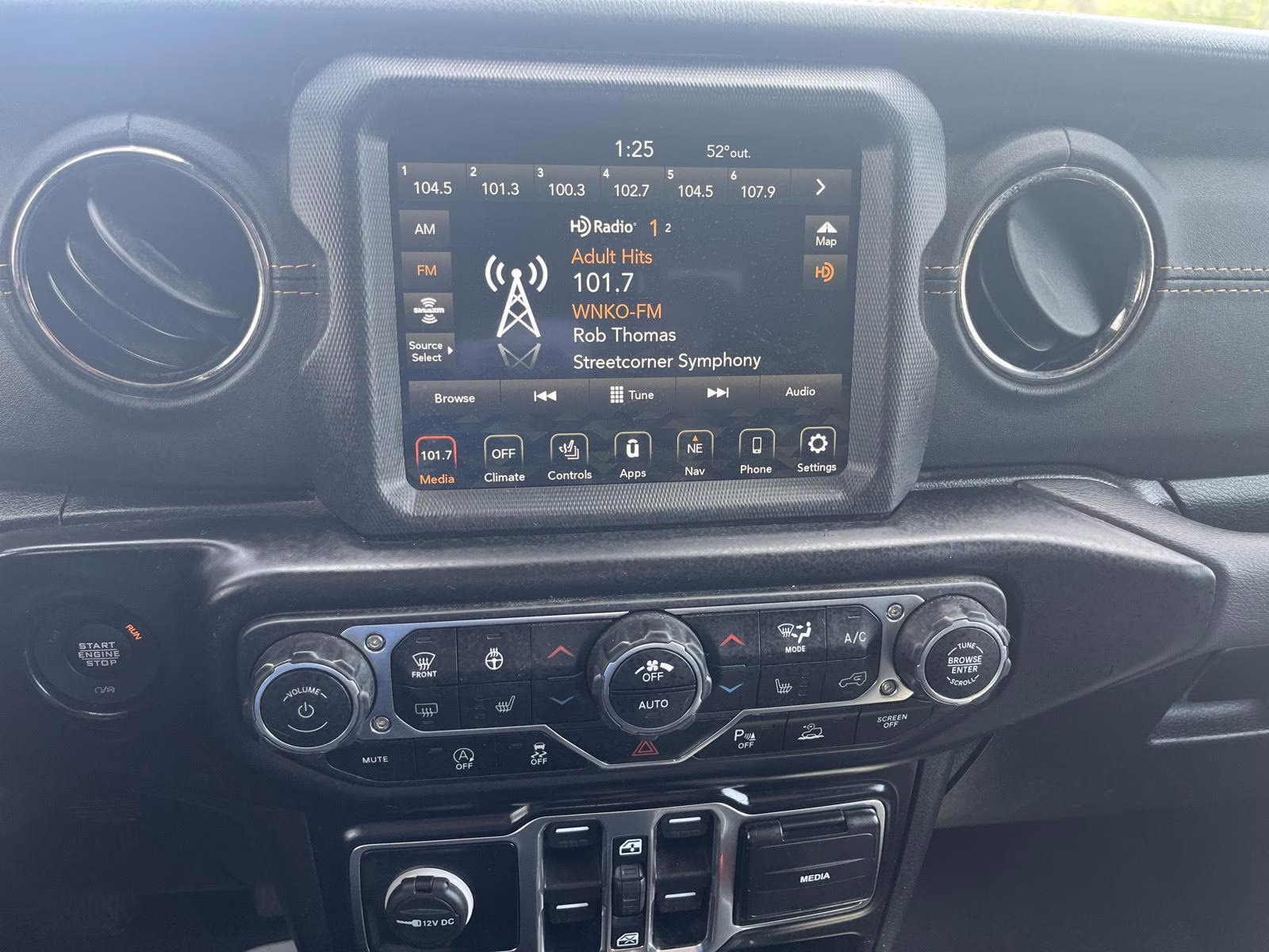 2022 Sting-Gray Clearcoat Jeep Gladiator High Altitude 4X4 Truck