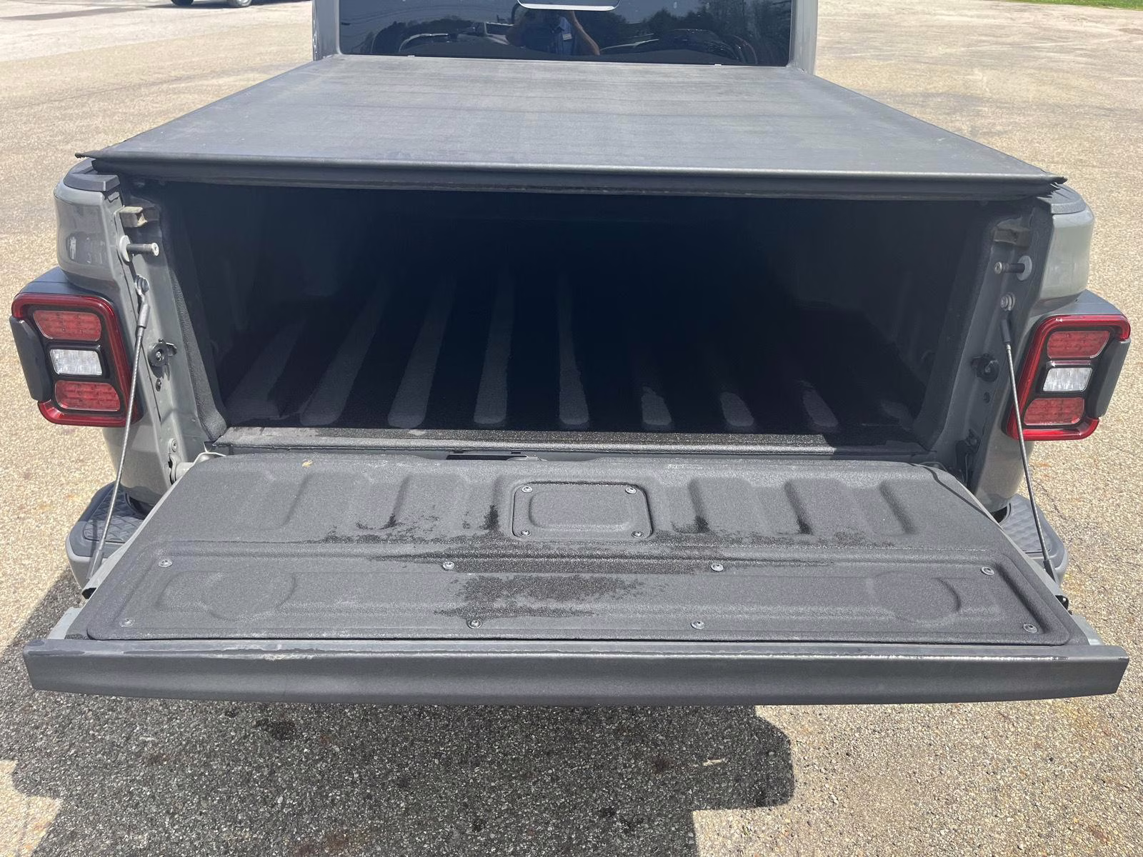 2022 Sting-Gray Clearcoat Jeep Gladiator High Altitude 4X4 Truck