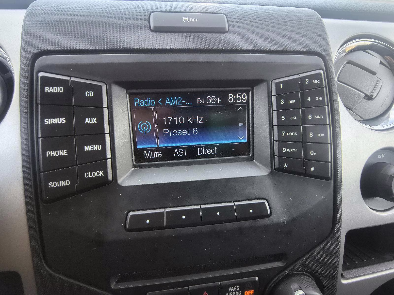 2014 Sterling Gray Metallic Ford F-150 XLT 4X4 Truck