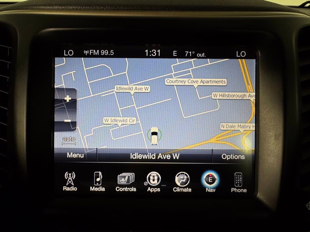 2018 Billet Silver Metallic Clearcoat Jeep Cherokee Limited FWD SUV