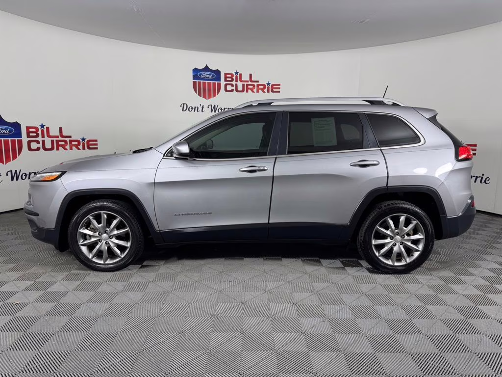 2018 Billet Silver Metallic Clearcoat Jeep Cherokee Limited FWD SUV