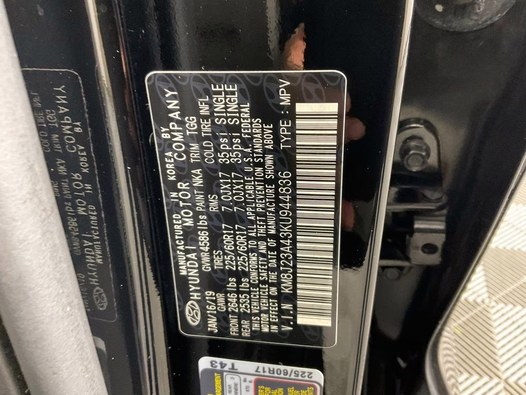 2019 Black Noir Pearl Hyundai Tucson SE FWD SUV