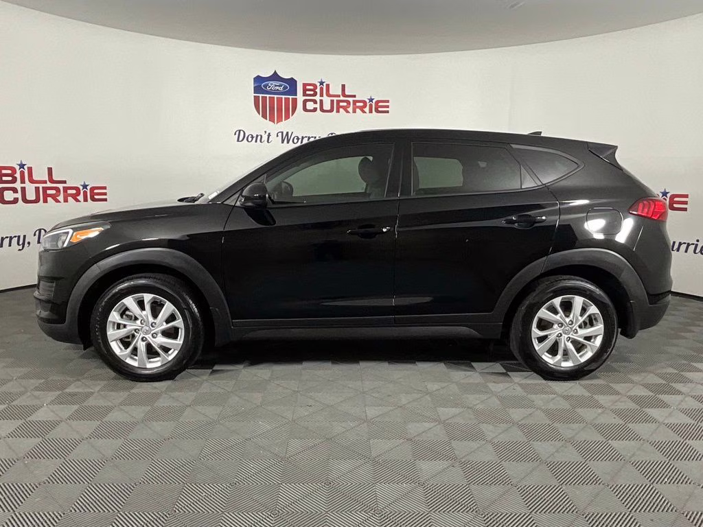 2019 Black Noir Pearl Hyundai Tucson SE FWD SUV
