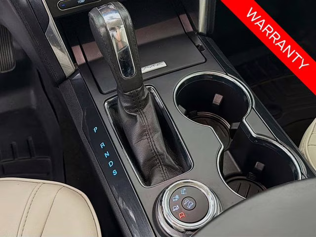 2018 White Platinum Clearcoat Metallic Ford Explorer Platinum 4X4 SUV