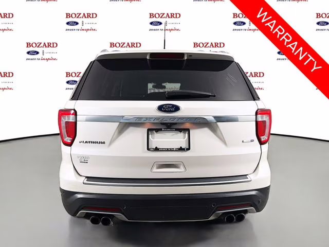 2018 White Platinum Clearcoat Metallic Ford Explorer Platinum 4X4 SUV