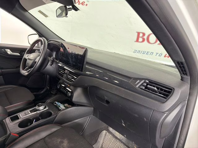 2024 White Metallic Ford Escape ST-Line FWD SUV