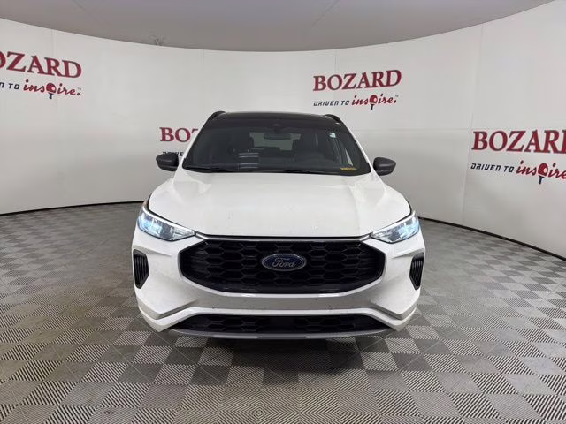 2024 White Metallic Ford Escape ST-Line FWD SUV