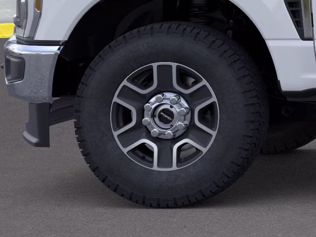 2026 Oxford White Ford Super Duty F-350 SRW Lariat 4X4 Truck