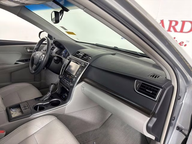 2015 Celestial Silver Metallic Toyota Camry XLE FWD Sedan