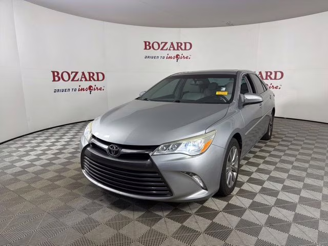 2015 Celestial Silver Metallic Toyota Camry XLE FWD Sedan