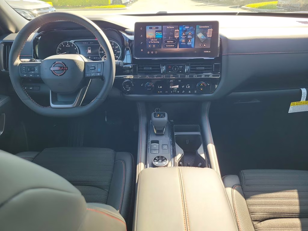2026 Everest White Pearl/Black Nissan Pathfinder Rock Creek 4X4 SUV