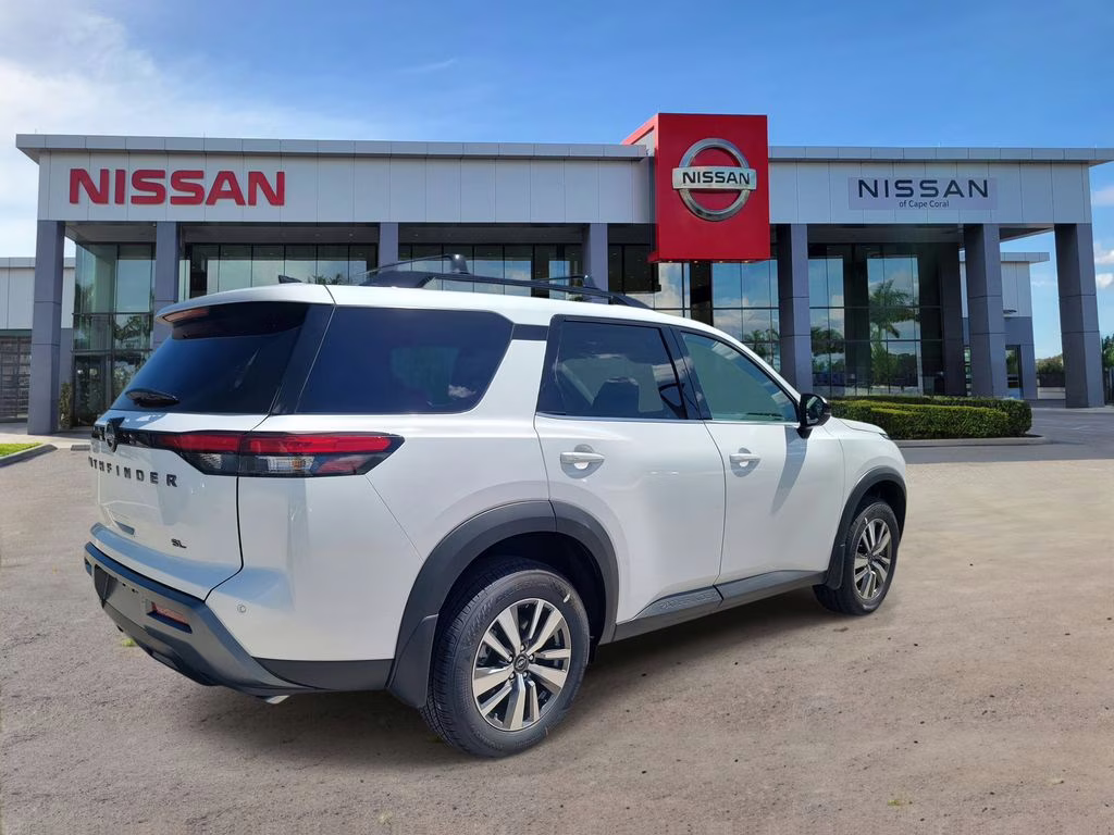2026 White Pearl Nissan Pathfinder SL FWD SUV