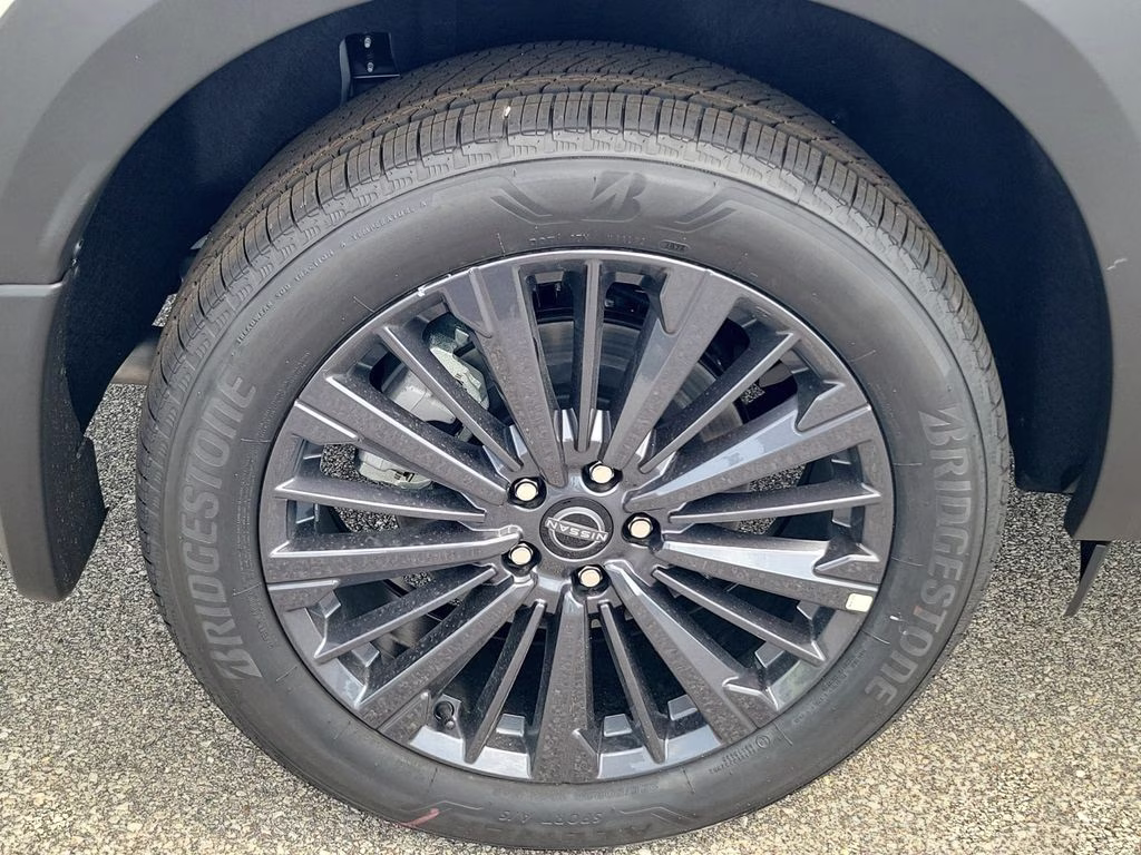 2026 Everest White Pearl Tricoat Nissan Pathfinder SL 4X4 SUV