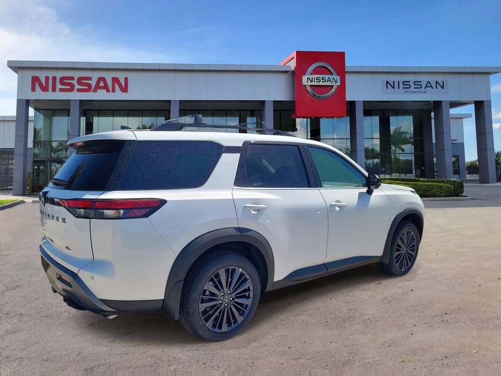 2026 White Pearl Nissan Pathfinder SL FWD SUV