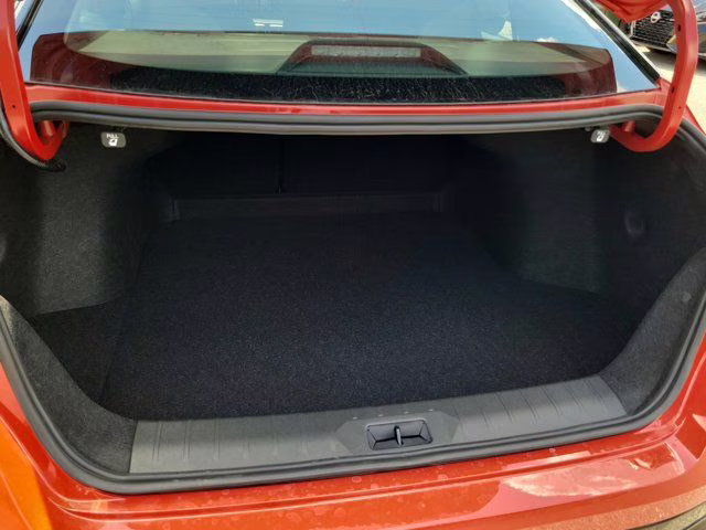 2026 Energetic Ember/Super Blk Nissan Sentra SR FWD Sedan