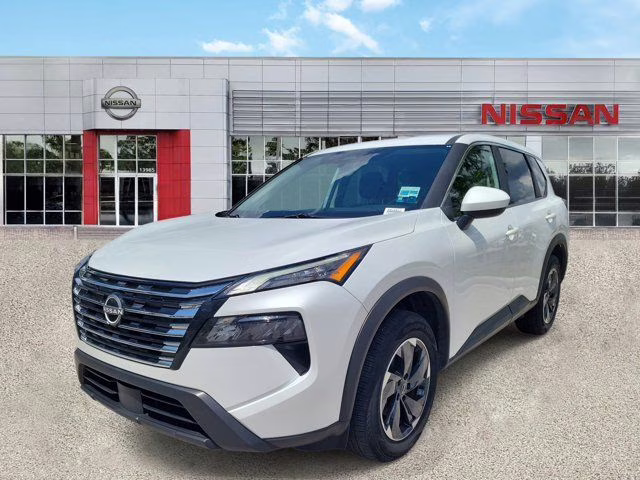2025 Everest White Pearl Nissan Rogue SV AWD SUV