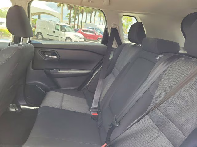 2025 Everest White Pearl Nissan Rogue SV AWD SUV