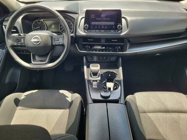 2025 Everest White Pearl Nissan Rogue SV AWD SUV
