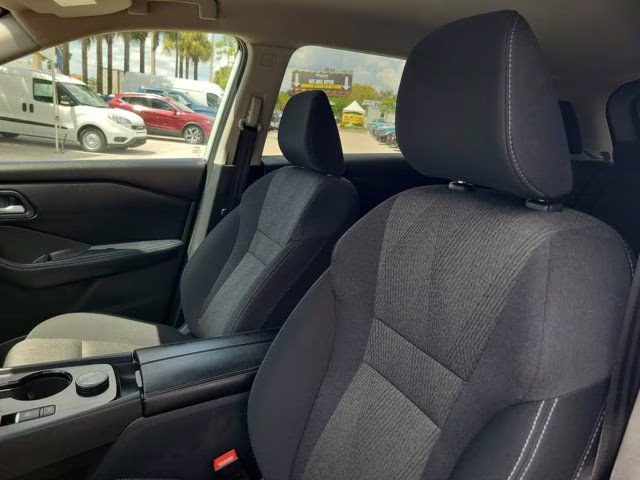 2025 Everest White Pearl Nissan Rogue SV AWD SUV