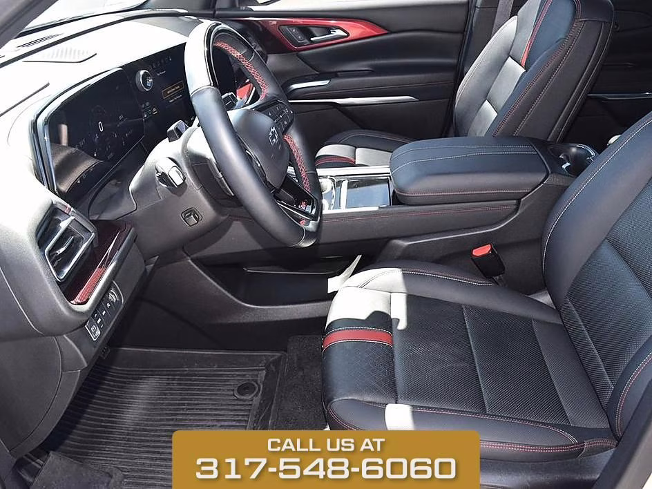 2024 Pearl Chevrolet Traverse RS AWD SUV