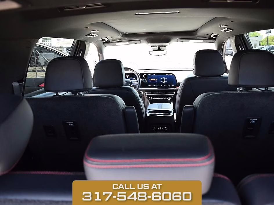 2024 Pearl Chevrolet Traverse RS AWD SUV