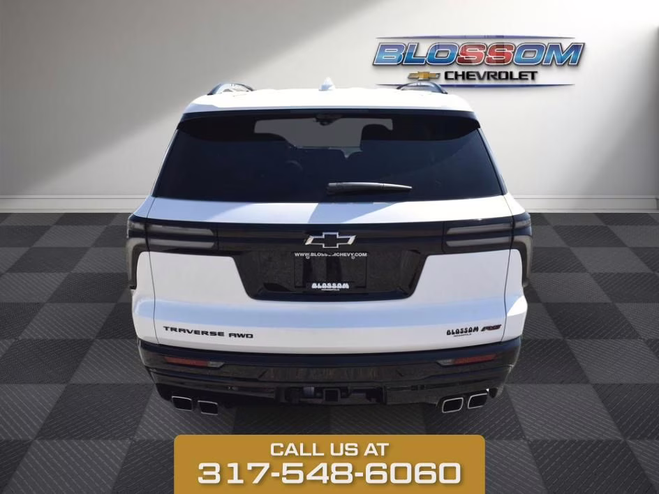 2024 Pearl Chevrolet Traverse RS AWD SUV
