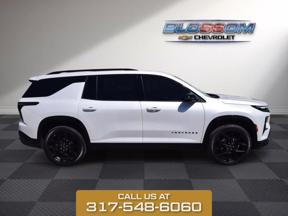 2024 Pearl Chevrolet Traverse RS AWD SUV