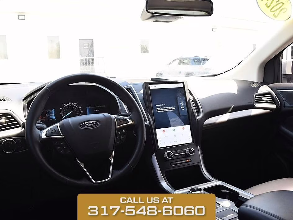 2024 White Metallic Ford Edge SEL AWD SUV