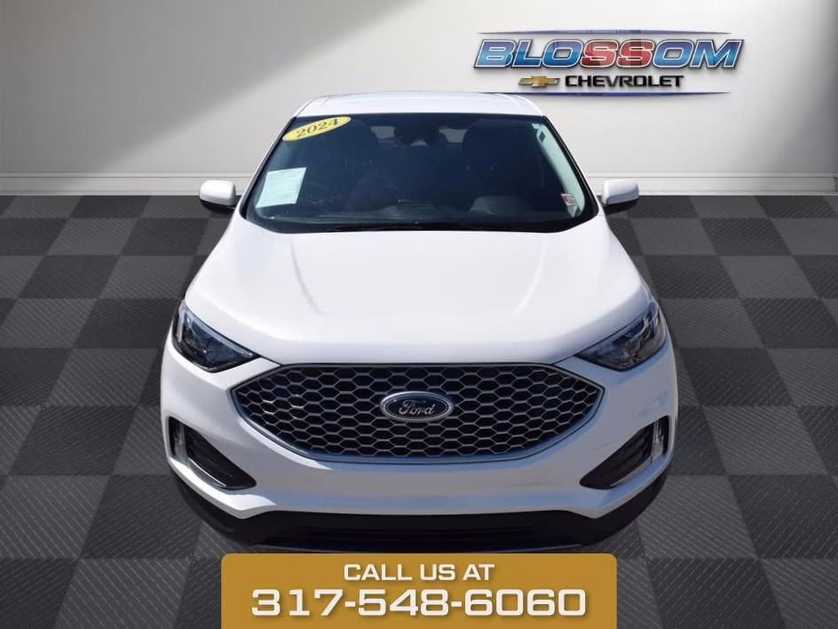 2024 White Metallic Ford Edge SEL AWD SUV