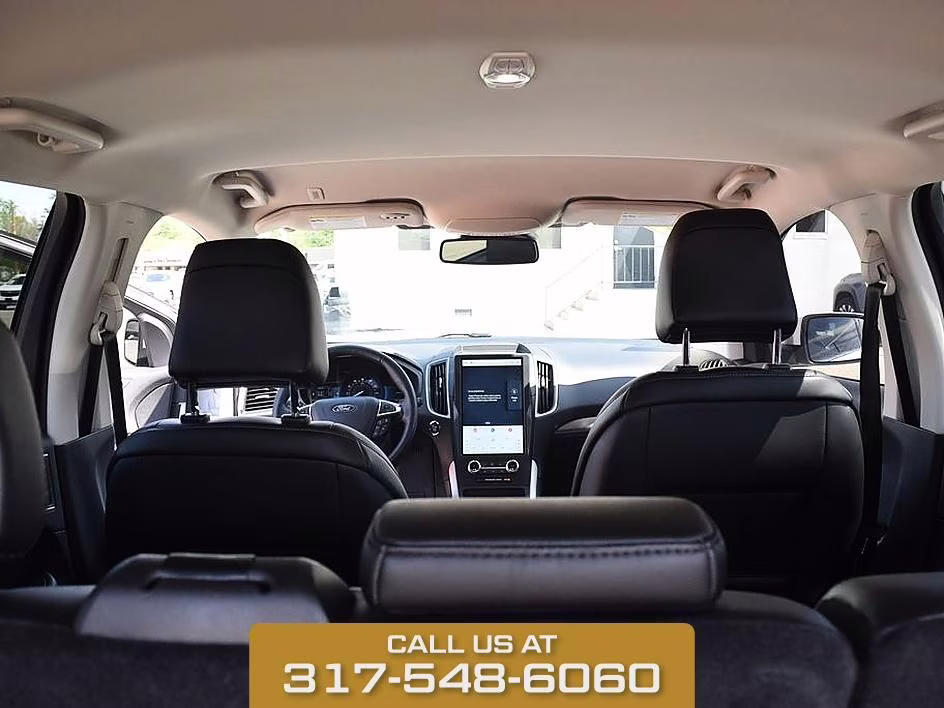 2024 White Metallic Ford Edge SEL AWD SUV