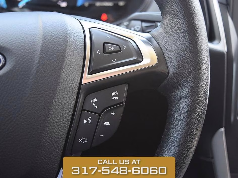 2024 White Metallic Ford Edge SEL AWD SUV