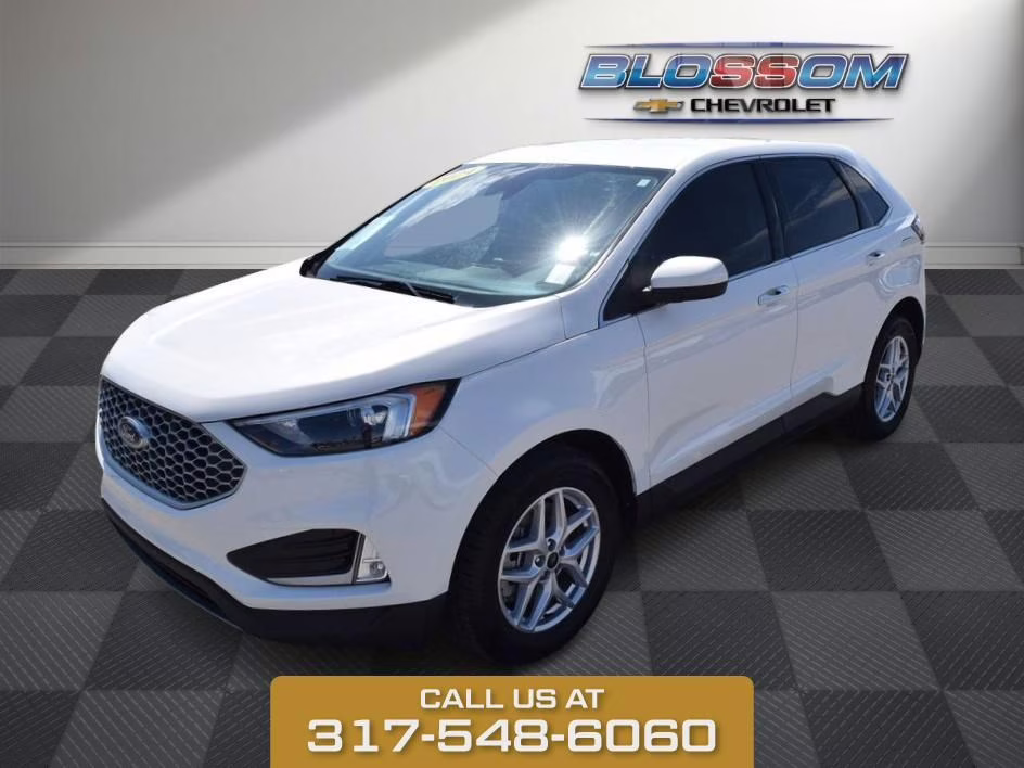 2024 White Metallic Ford Edge SEL AWD SUV