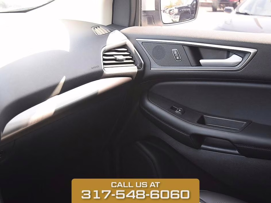 2024 White Metallic Ford Edge SEL AWD SUV