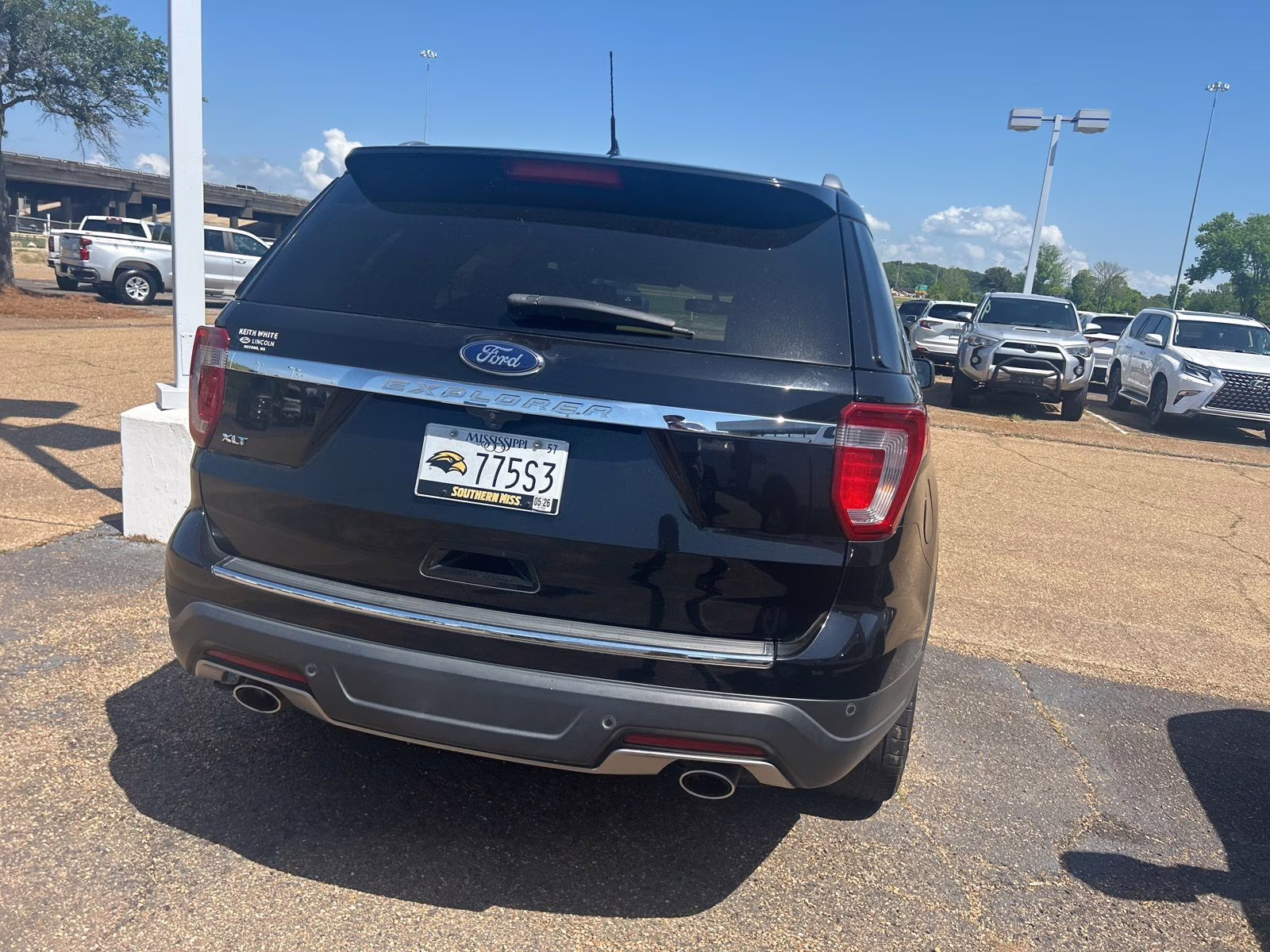 2018 Shadow Black Ford Explorer XLT FWD SUV