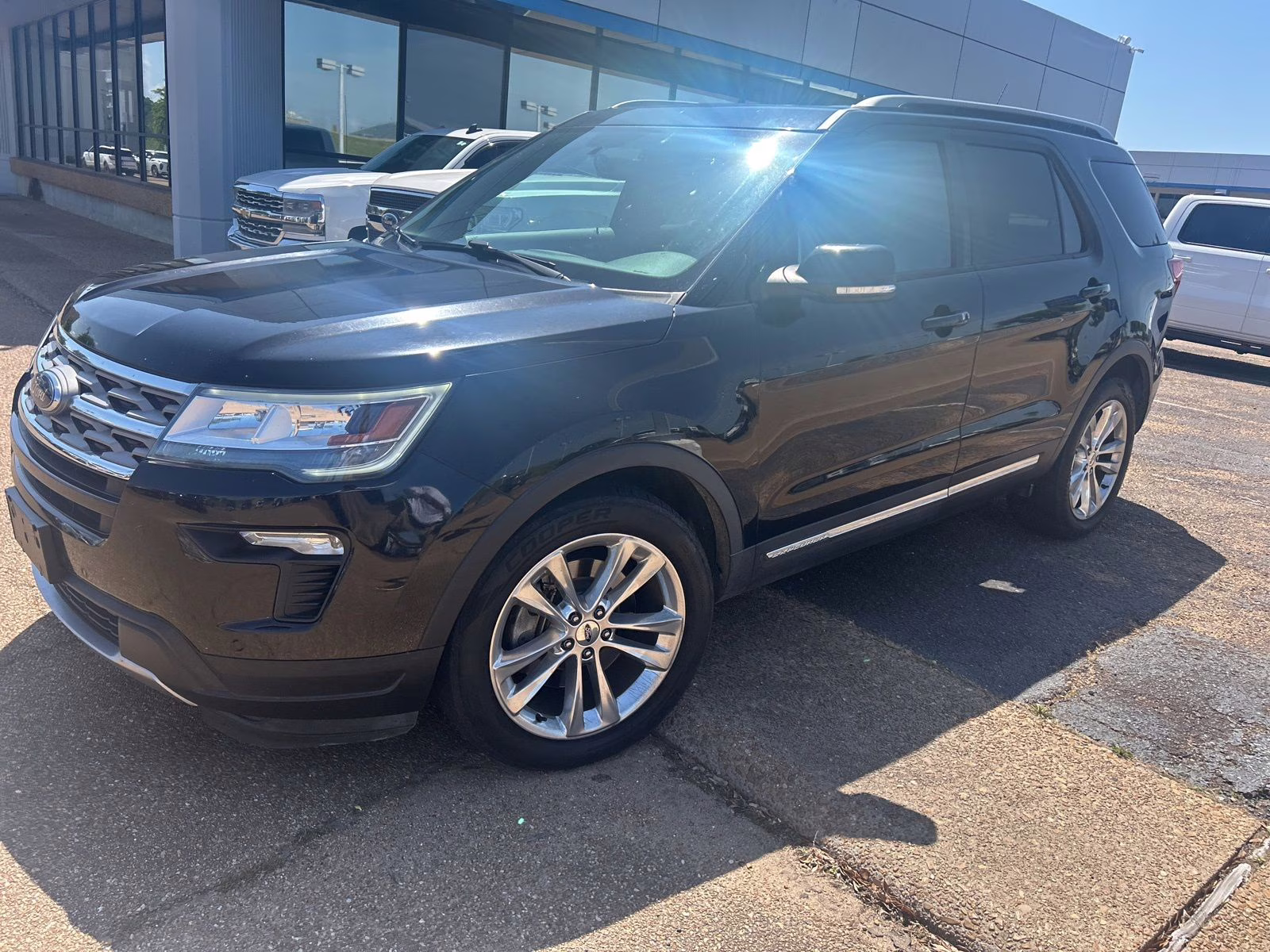2018 Shadow Black Ford Explorer XLT FWD SUV