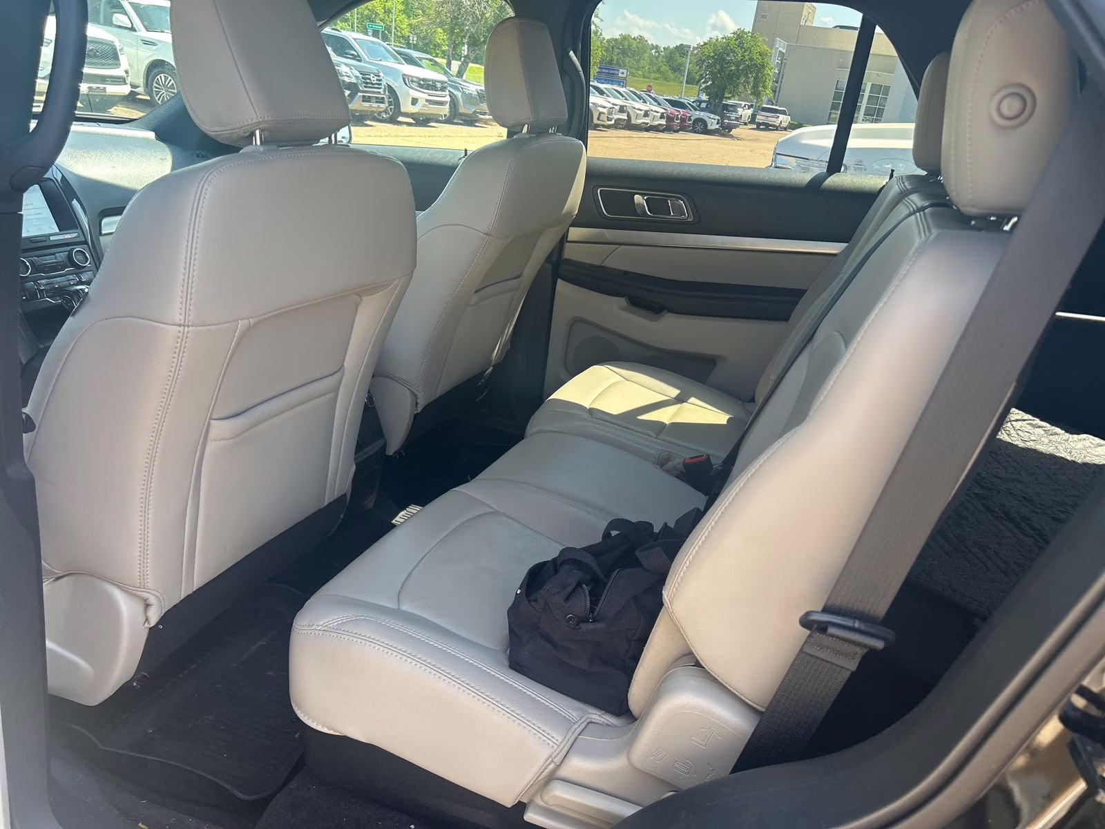 2018 Shadow Black Ford Explorer XLT FWD SUV