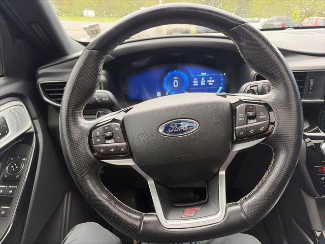 2021 Gray Metallic Ford Explorer ST 4X4 SUV