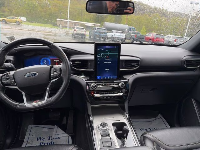 2021 Gray Metallic Ford Explorer ST 4X4 SUV