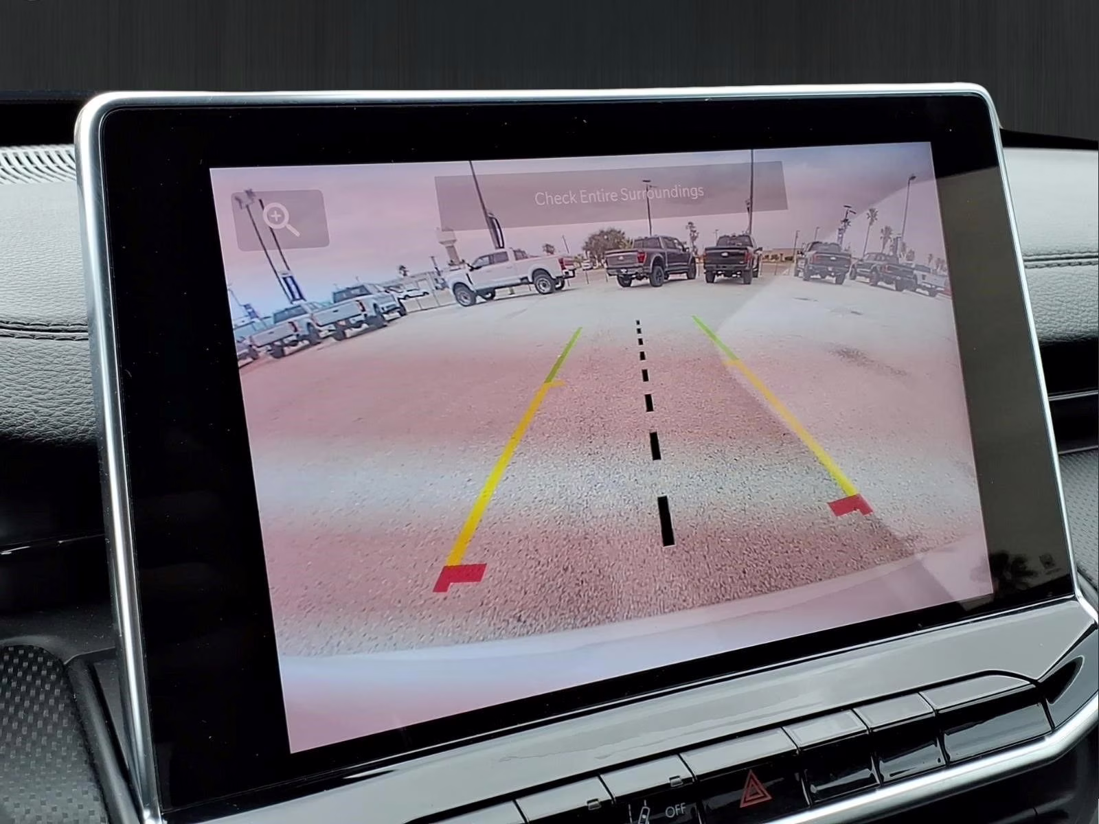 2024 Bright White Clearcoat Jeep Compass Latitude 4X4 SUV