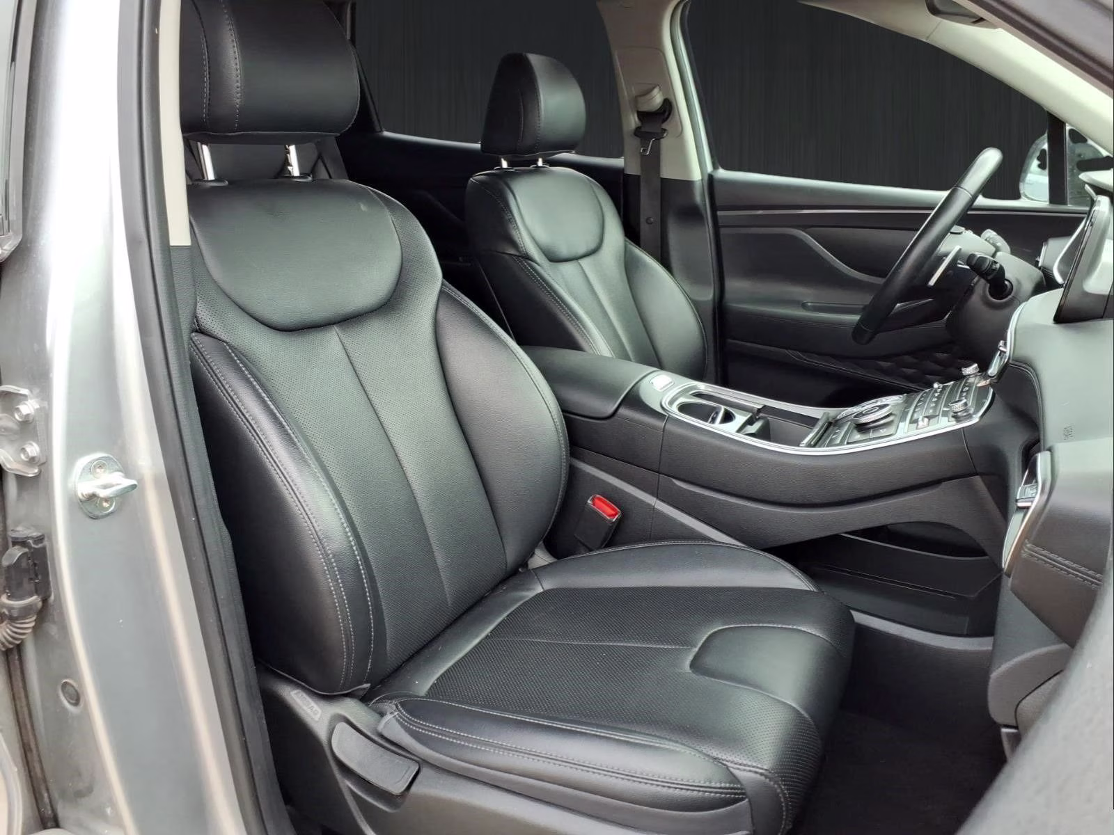 2023 Shimmering Silver Hyundai Santa Fe XRT AWD SUV
