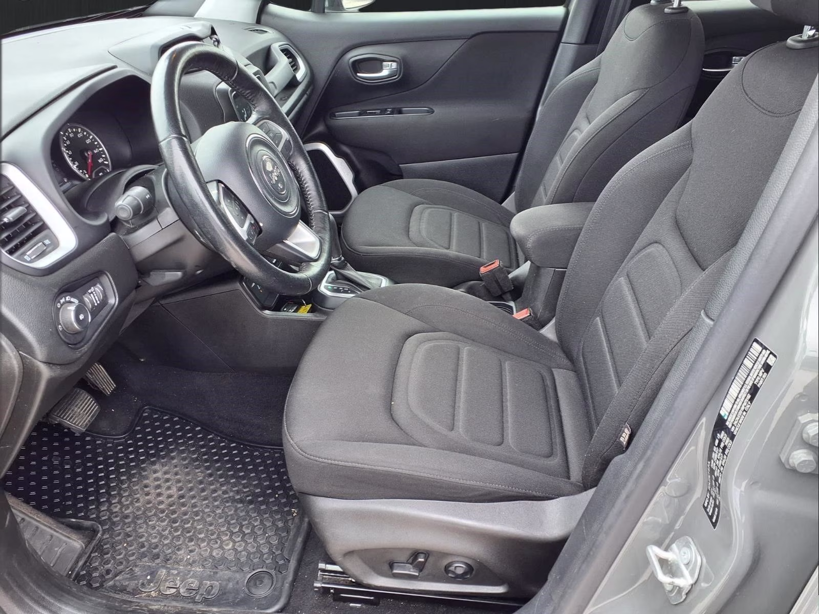 2021 Sting-Gray Clearcoat Jeep Renegade Latitude 4X4 SUV
