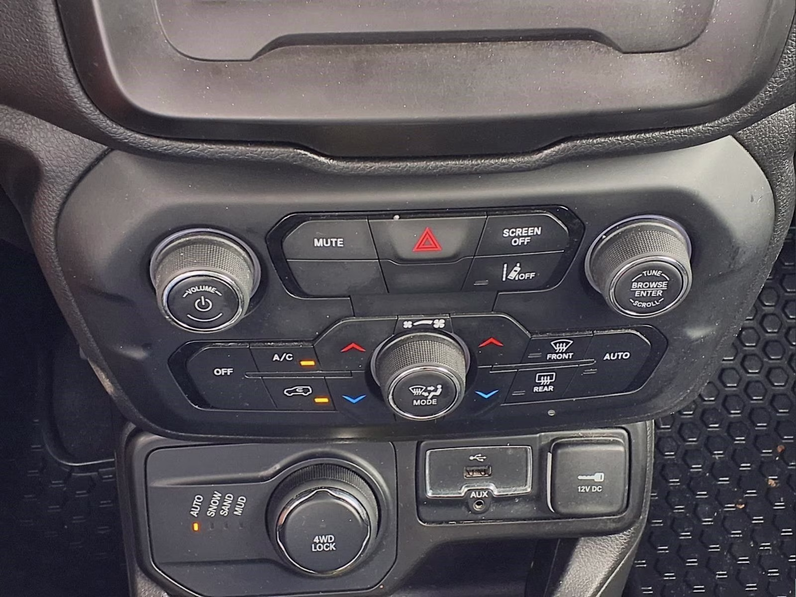 2021 Sting-Gray Clearcoat Jeep Renegade Latitude 4X4 SUV