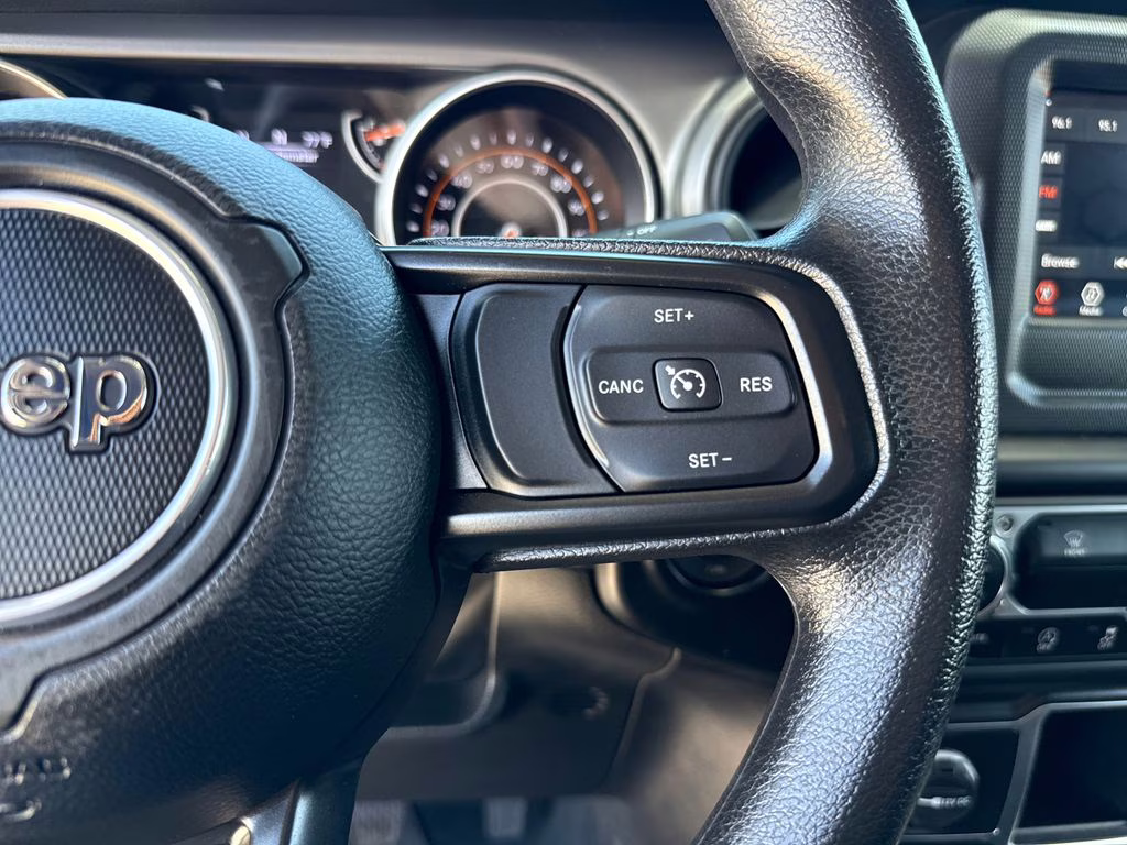 2022 Sting-Gray Clearcoat Jeep Gladiator Willys 4X4 Truck