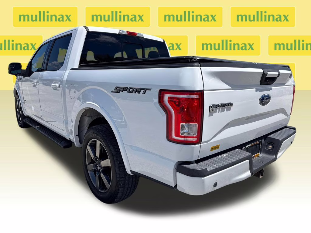2017 Oxford White Ford F-150 XLT RWD Truck