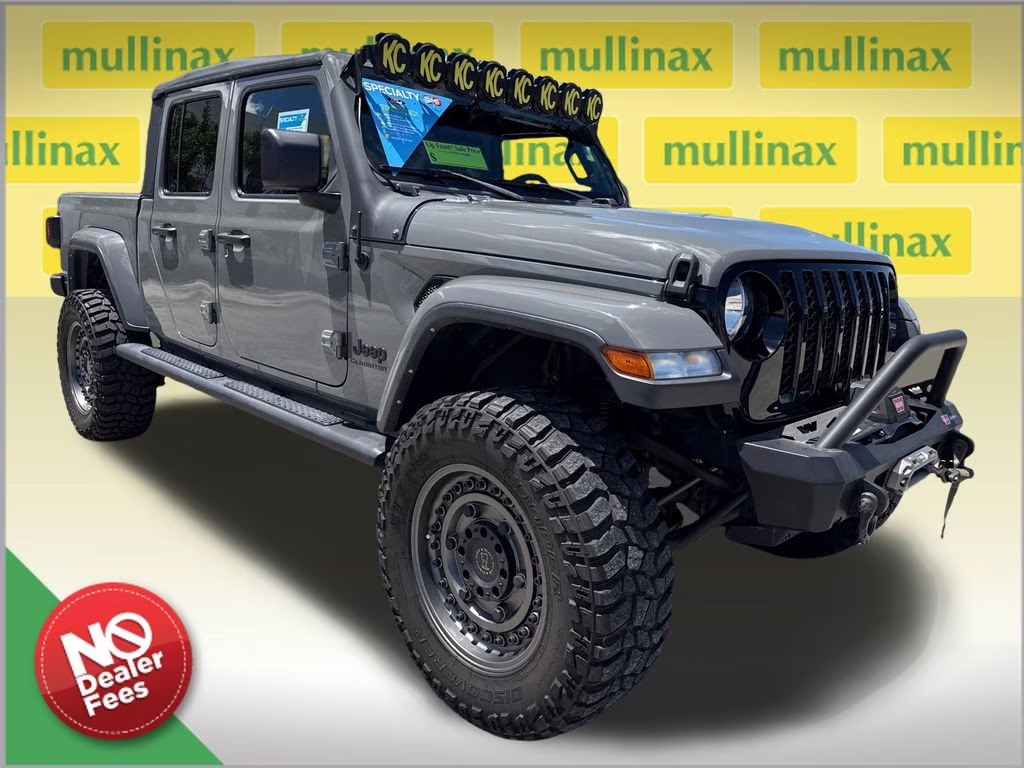 2022 Sting-Gray Clearcoat Jeep Gladiator Willys 4X4 Truck