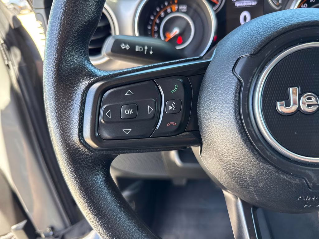 2022 Sting-Gray Clearcoat Jeep Gladiator Willys 4X4 Truck