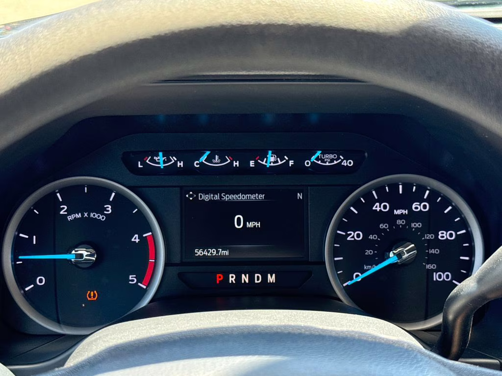 2020 Agate Black Metallic Ford Super Duty F-250 SRW STX w/ LIFTKIT 4X4 Truck